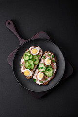 Delicious sandwiches consisting of grilled toast, canned tuna, cream cheese