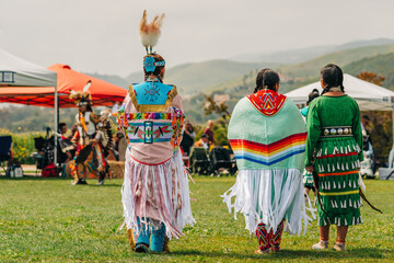 Fototapeta premium Chumash Day Pow Wow and Inter-tribal Gathering. The Malibu Bluffs Park is celebrating 23 years of hosting the Annual Chumash Day Powwow.