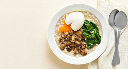 Mushroom and spinach oatmeal