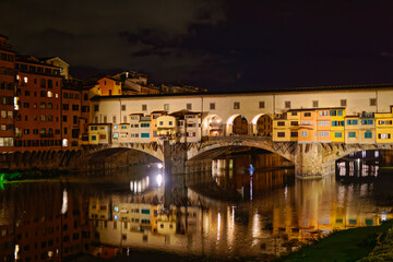 Fototapeta na wymiar Ponte Vecchio in Florence Italy