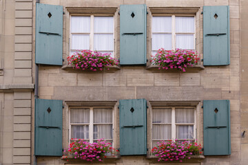 Fototapeta na wymiar Interesting flower window box displays in Bern Switzerland