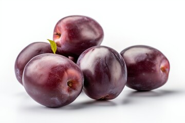 Fototapeta na wymiar plums isolated on white background