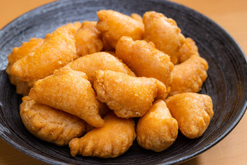 Crispy peanut puff for traditional Lunar new year