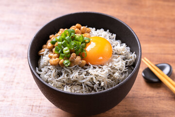 しらす納豆丼