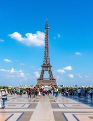 Fototapeta na wymiar Eiffel tower and Trocadero square in Paris, France