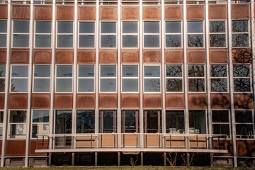 windows of an metalic building