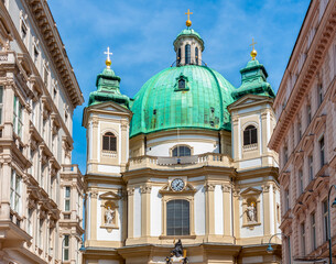 Fototapeta na wymiar St. Peter's church (Peterskirche) on Graben street, Vienna, Austria