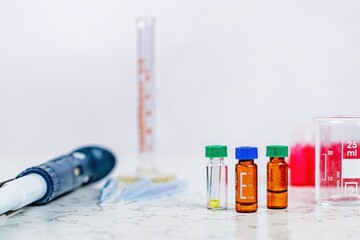 Medical and scientific laboratory equipment