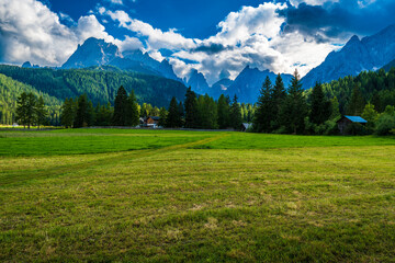 Val Fiscalina. Frame of the Sesto Dolomites. - obrazy, fototapety, plakaty