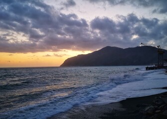 Obraz premium sunset over the sea