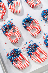 Obraz premium Red White and Blue Chocolate Covered Pretzel Twists