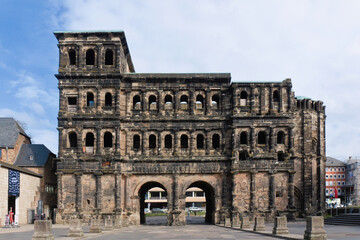 Wide angle view of the Porta Nigra in Trier - obrazy, fototapety, plakaty