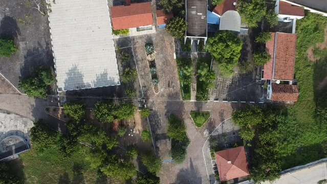 Exu Pernambuco Luiz Gonzaga M&uacute;sica Paisagem Nordeste Caatinga Sert&atilde;o Bai&atilde;o Forr&oacute; Drone Cidade Parque Aza Asa Branca Brasileiro Viagem Turismo M&uacute;sica Serra do Araripe Cear&aacute; Est&aacute;tua Cidade Interior 