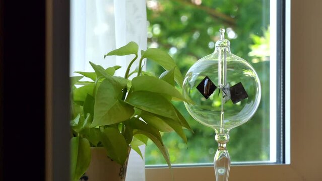Bright window with a radiometer