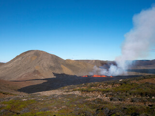 Fototapeta na wymiar Volcano eruption in Mt. Fagradalsfjall August 2022 