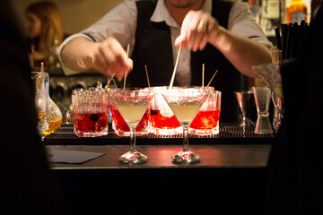 The Aperol Spritz is a well-known Italian long drink typical of the aperitif that mixes Aperol, prosecco and soda.