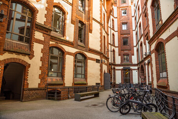 Fototapeta na wymiar Old building in Hamburg