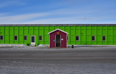 Warteh&auml;uschen und Kindergarten in Kangerlussuaq, Gr&ouml;nland
