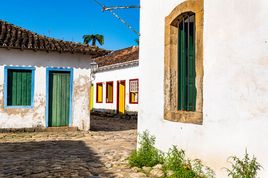 Colonial buildings, Paraty, UNESCO World Heritage Site, Brazil