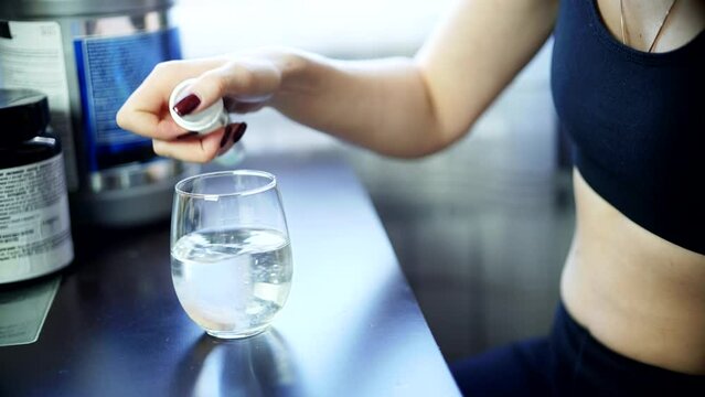 Supplements to sports diet: glucosamine, ZMA, vitamin B6	