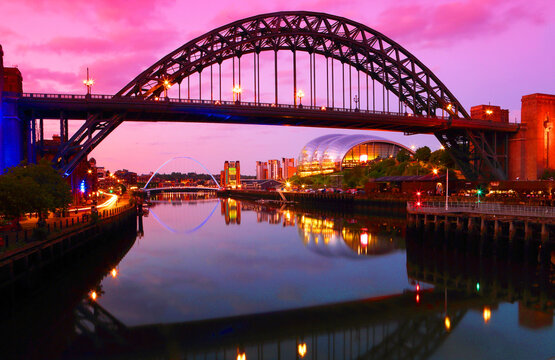 Tyne Bridge at dusk, Newcastle-upon-Tyne, Tyne and Wear