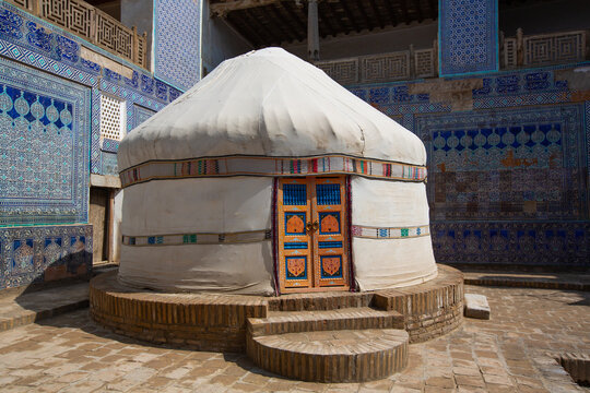 Yurt, Ishrat Khauli Courtyard (Public Court), Tash Khauli Palace, 1830, Ichon Qala (Itchan Kala), UNESCO World Heritage Site, Khiva, Uzbekistan