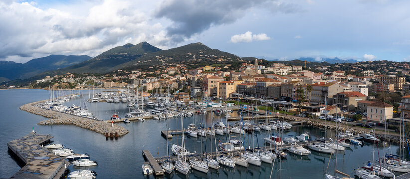 Vue panoramique de Propriano en Corse