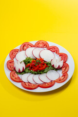 ENSALADA DE RABANITO