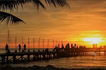 Naklejka premium sunset on the beach