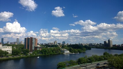 Obraz premium Boston viewed from Allstone Cambridge