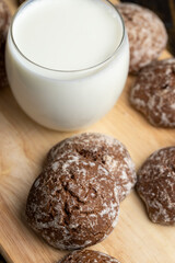 Fresh gingerbread and a glass of cold milk