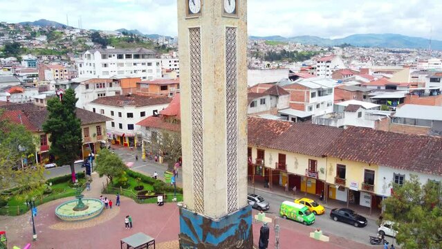 Vista A&eacute;rea de la Plaza de Independencia "San Sebasti&aacute;n Loja", Ecuador
