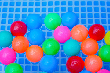 Ball color in pool