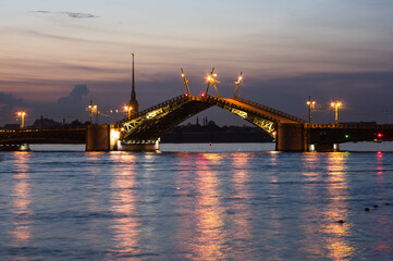 Fototapeta premium View on Neva river and Palace bridge in Saint Petersburg
