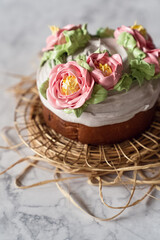 easter cake meringue flowers