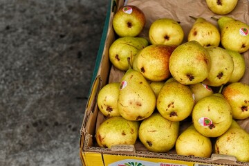pears in a basket