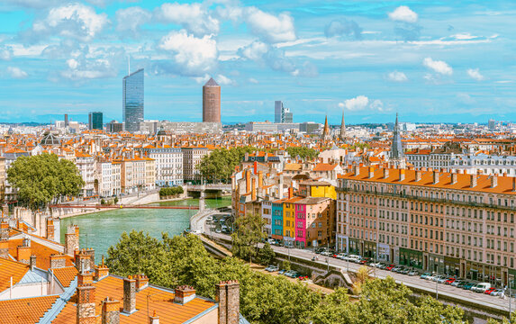 「Vieux-Lyon」の写真素材 | 9,834件の無料イラスト画像 | Adobe Stock