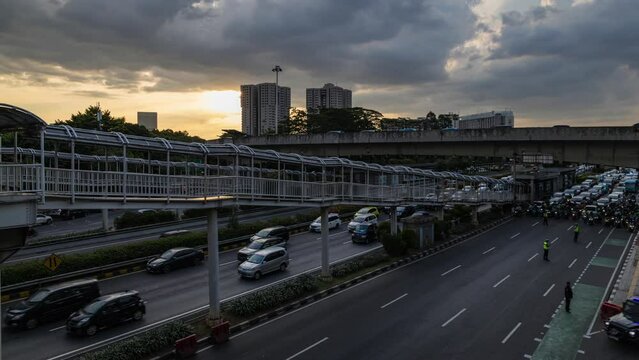 Timelapse video of sunset at one of the most busy highways in Jakarta