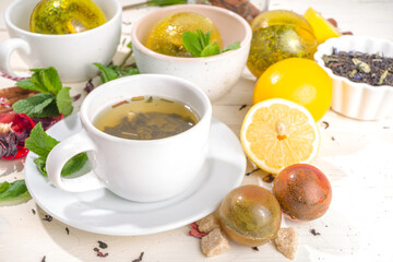 Various tea ball bombs