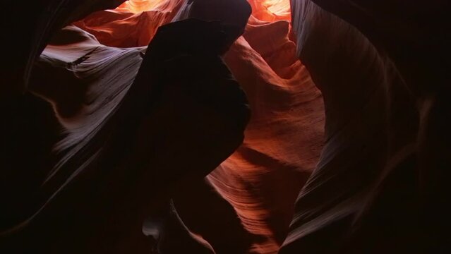  Colorful cavern of Upper Antelope Canyon, USA