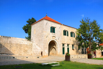 Fototapeta na wymiar Maskovic Khan, most western historical landmark of civilian Ottoman architecture in Vrana, Croatia.