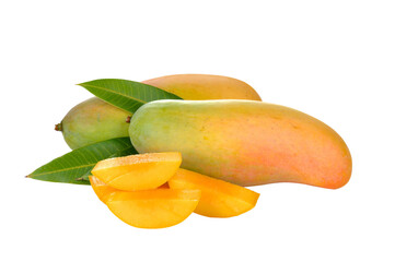Fototapeta na wymiar mango fruit isolated on transparent png