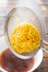 ラーメンを作る 