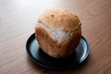 ホームベーカリーで作った天然酵母食パン