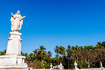 Fototapeta na wymiar Statue of Jesus Christ in front of the Se cathedral in Old Goa, Goa Velha, Goa, India, Asia