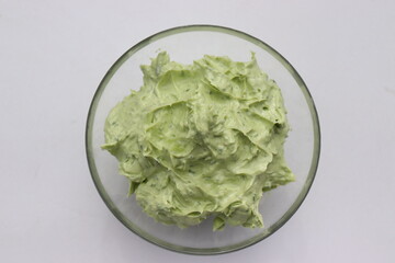 Frische Kräuterbutter.