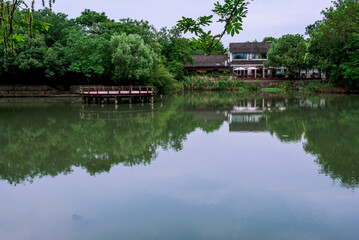 Obraz premium Xixi Hangzhou National Wetland Park The park is densely crisscrossed with six main watercourses, among which are scattered various ponds, lakes and swamps.