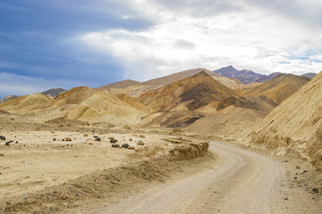 People hiking to the Zabriskie Point