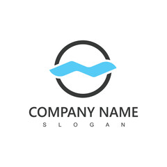 Obraz premium Letter N Logo With Circle Outline