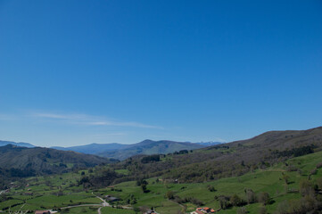 Fototapeta na wymiar Green landscape in the Cantabrian Mountains